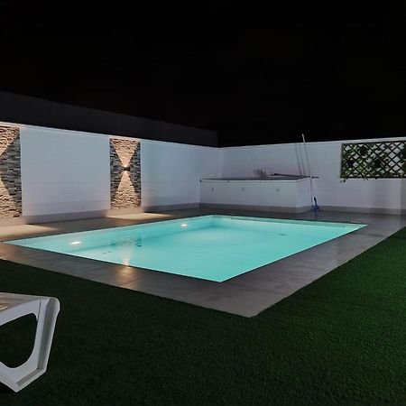 Villa Andromeda Chiclana de la Frontera Exteriör bild